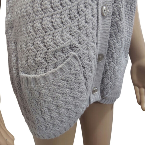 70s Gray Sweater Vest Acrylic Cardigan Button Up Boho Style College Point Size M - Picture 2 of 8